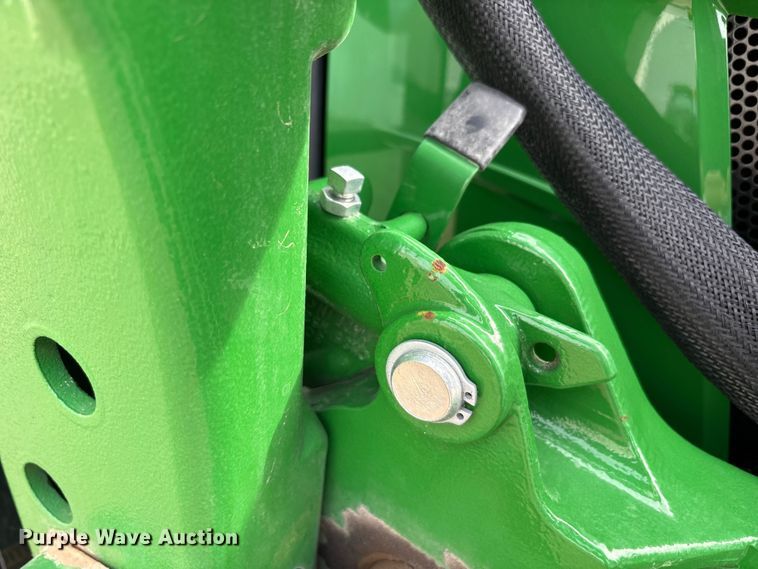 image for item EU0462 2023 John Deere 3039R tractor