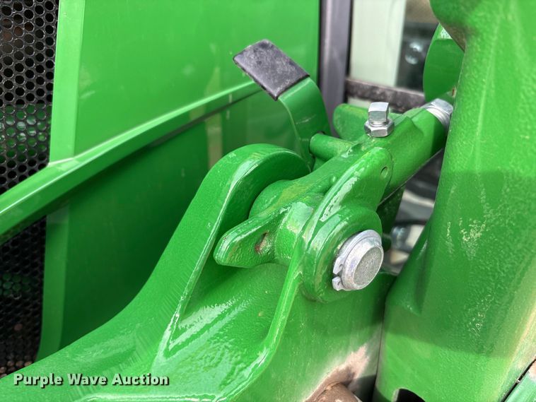 image for item EU0462 2023 John Deere 3039R tractor