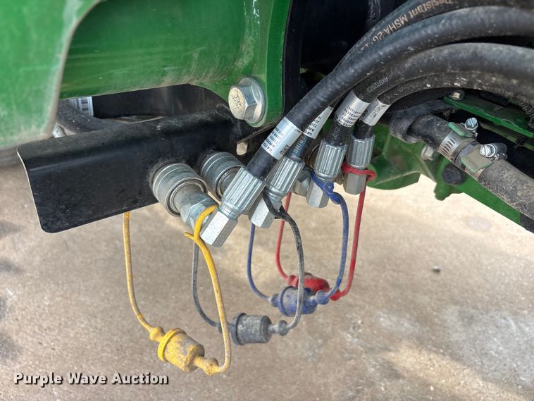 image for item EU0462 2023 John Deere 3039R tractor