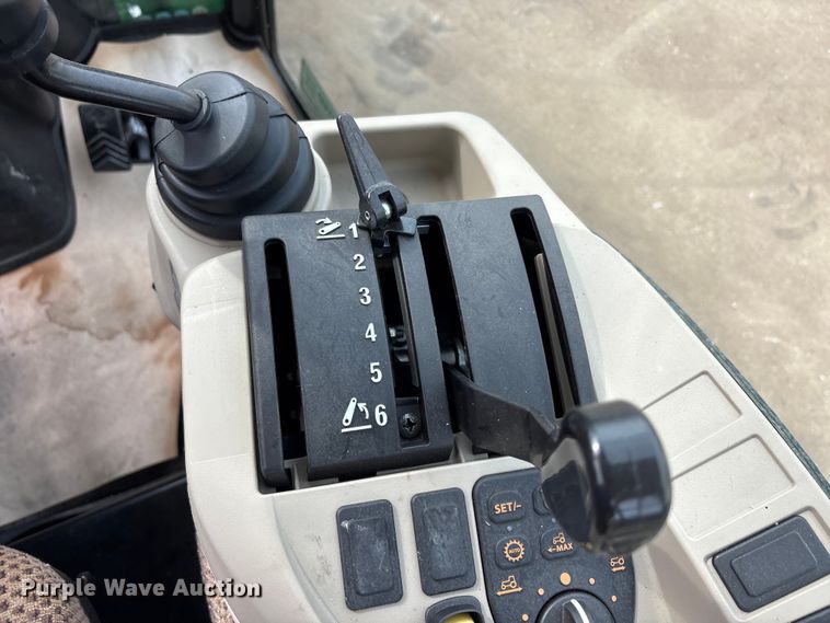 image for item EU0462 2023 John Deere 3039R tractor