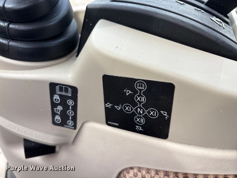 image for item EU0462 2023 John Deere 3039R tractor