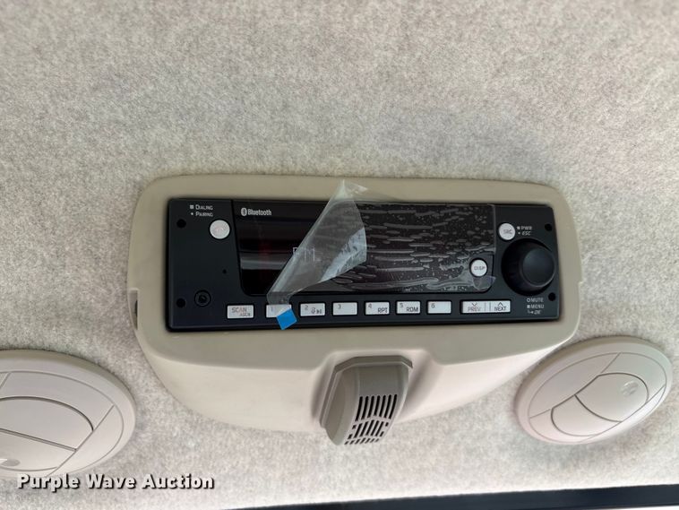 image for item EU0462 2023 John Deere 3039R tractor