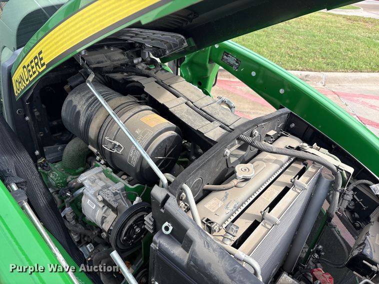 image for item EU0462 2023 John Deere 3039R tractor