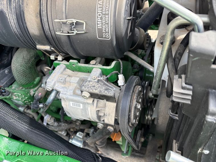 image for item EU0462 2023 John Deere 3039R tractor