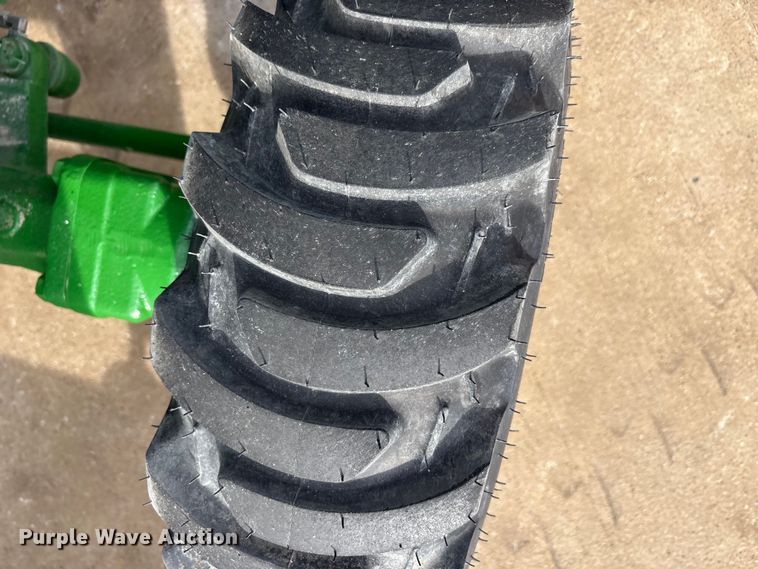 image for item EU0462 2023 John Deere 3039R tractor