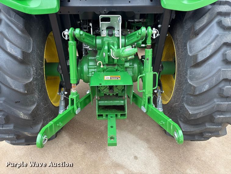 image for item EU0463 2024 John Deere 4066R tractor