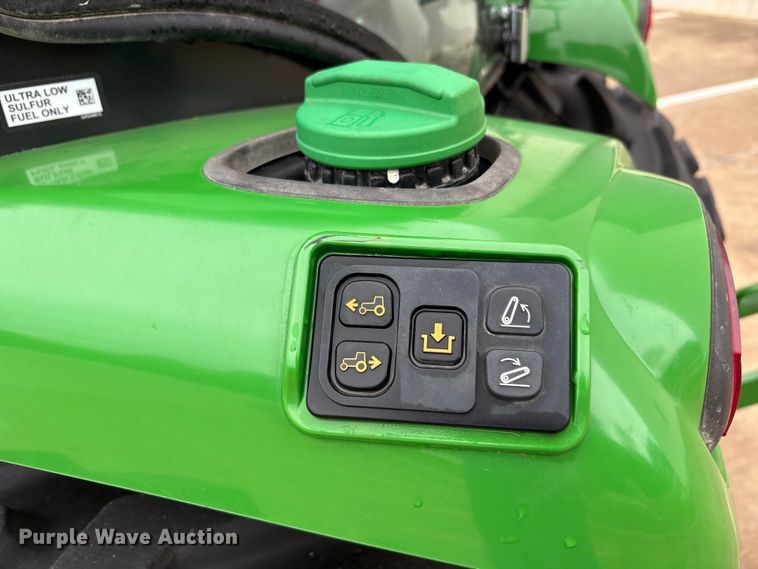 image for item EU0463 2024 John Deere 4066R tractor