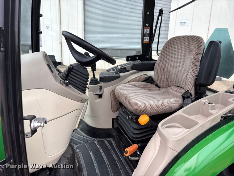 image for item EU0463 2024 John Deere 4066R tractor