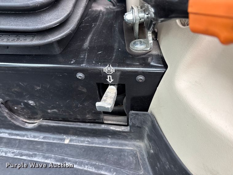 image for item EU0463 2024 John Deere 4066R tractor