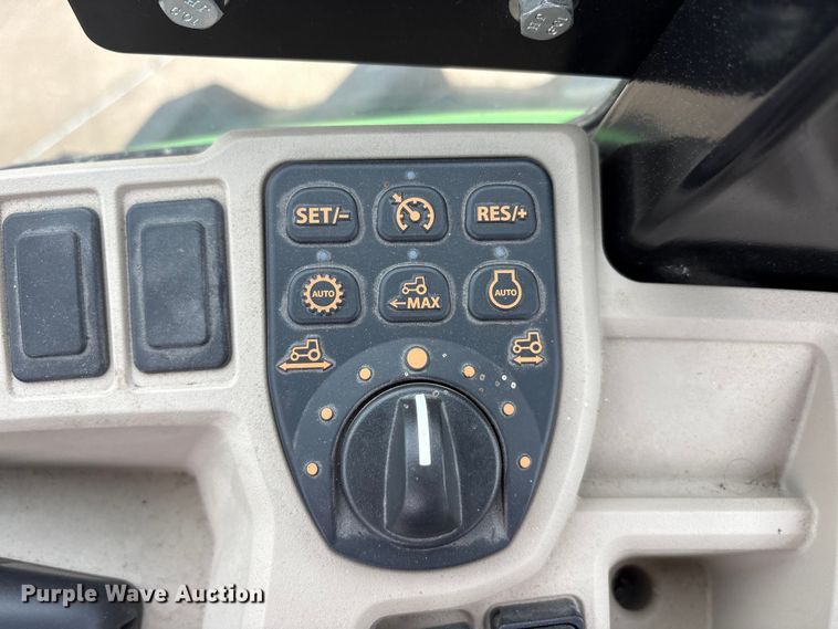 image for item EU0463 2024 John Deere 4066R tractor