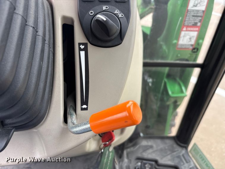 image for item EU0463 2024 John Deere 4066R tractor