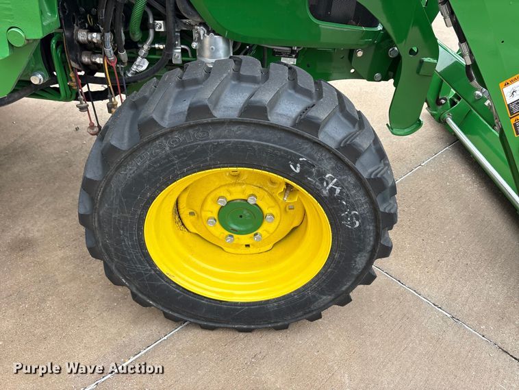 image for item EU0463 2024 John Deere 4066R tractor