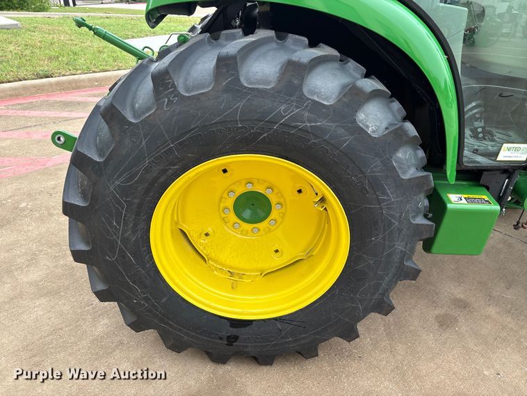 image for item EU0463 2024 John Deere 4066R tractor