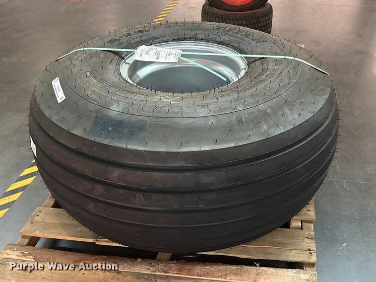 image for item EU0470 Titan 19L-16.1SL wheel and tire