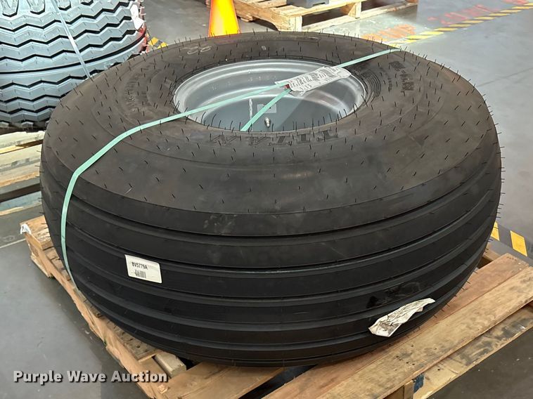 image for item EU0470 Titan 19L-16.1SL wheel and tire