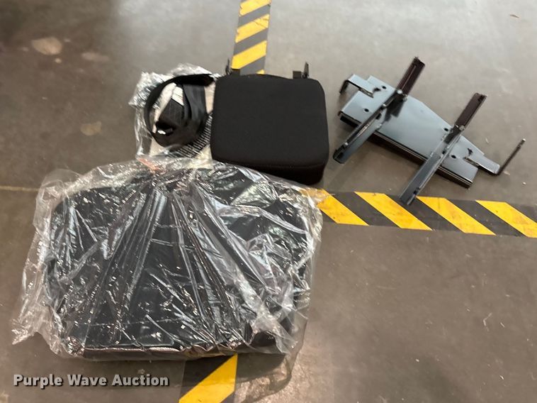 image for item EU0473 Buddy seat
