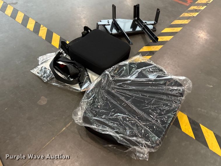 image for item EU0473 Buddy seat