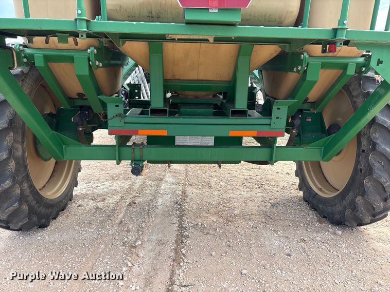 image for item EU4988 2011 Great Plains YP1625A-32TR twin row planter