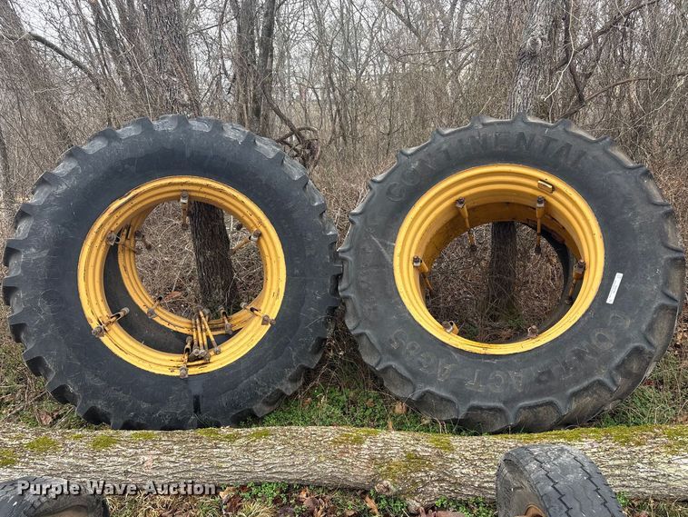 image for item EV2786 (4) tractor tires and wheels