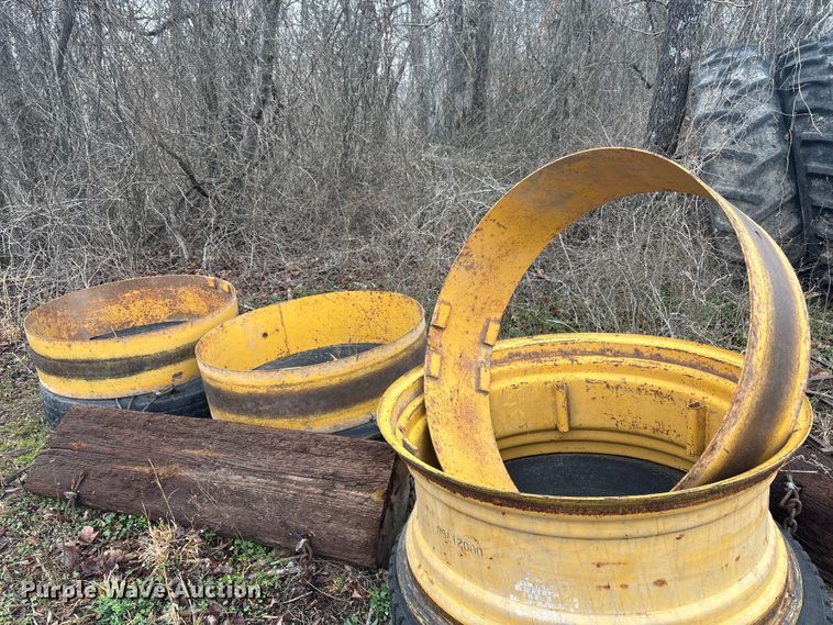 image for item EV2786 (4) tractor tires and wheels