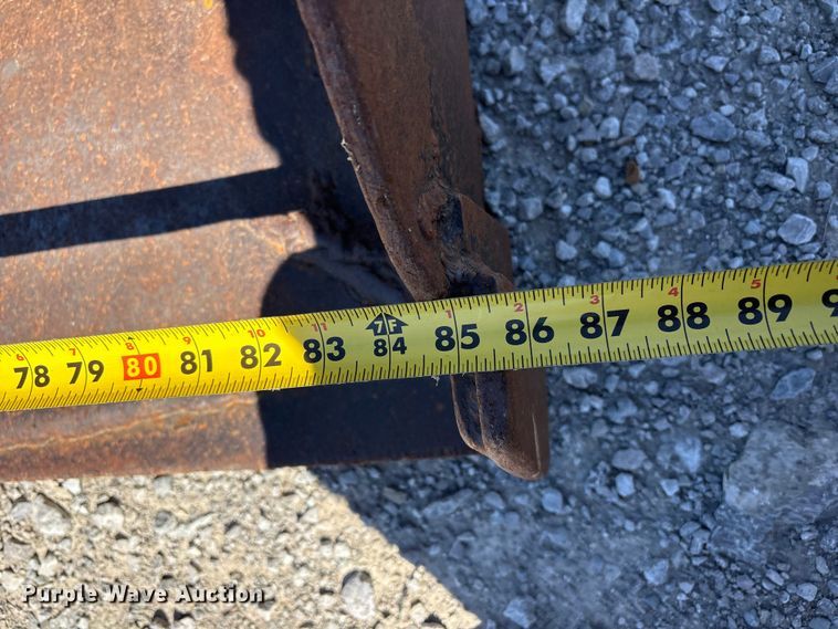 image for item EV2841 1967 International 656 tractor