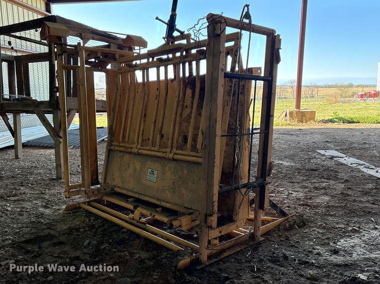 image for item EV2877 For-Most livestock chute