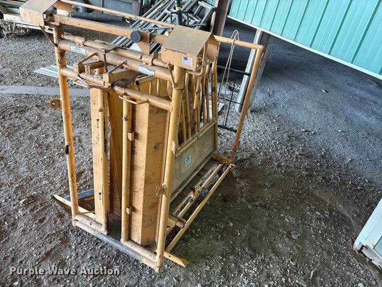 image for item EV2877 For-Most livestock chute