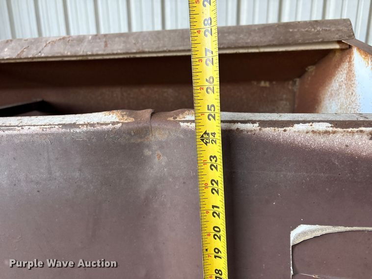 image for item EV2878 Livestock feeder