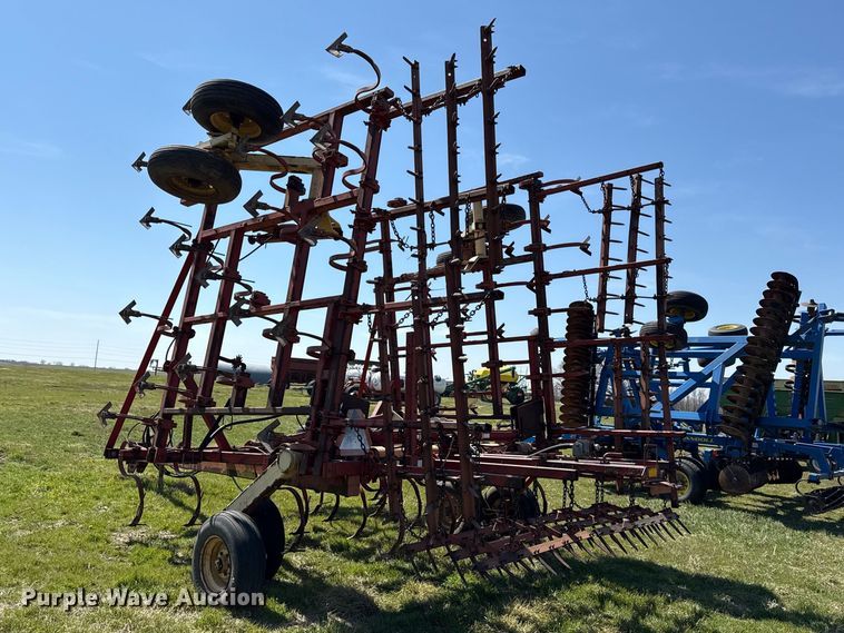 image for item EV7646 Kraus 4231 field cultivator