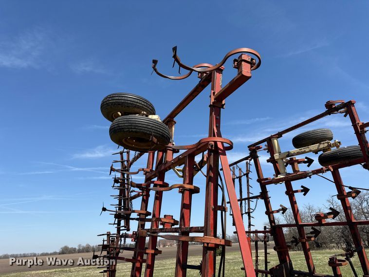image for item EV7646 Kraus 4231 field cultivator