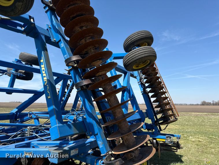 image for item EV7647 Landoll 7431 VT Plus vertical tillage