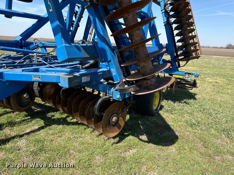 image for item EV7647 Landoll 7431 VT Plus vertical tillage