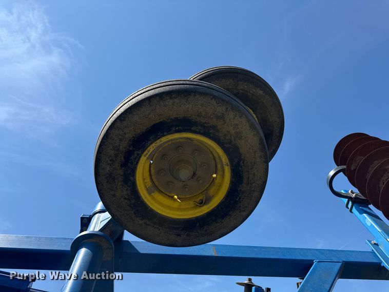 image for item EV7647 Landoll 7431 VT Plus vertical tillage