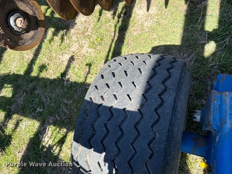 image for item EV7647 Landoll 7431 VT Plus vertical tillage