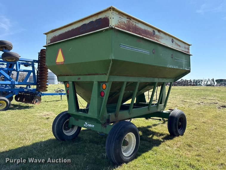image for item EV7648 Demco 325  gravity wagon