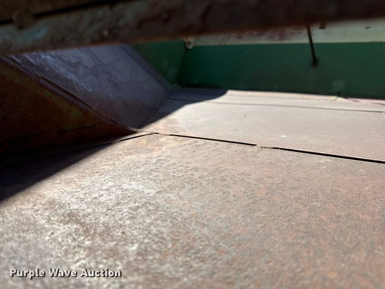 image for item EV7648 Demco 325  gravity wagon