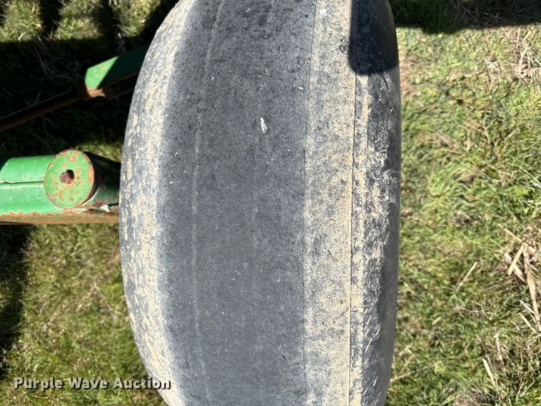 image for item EV7648 Demco 325  gravity wagon