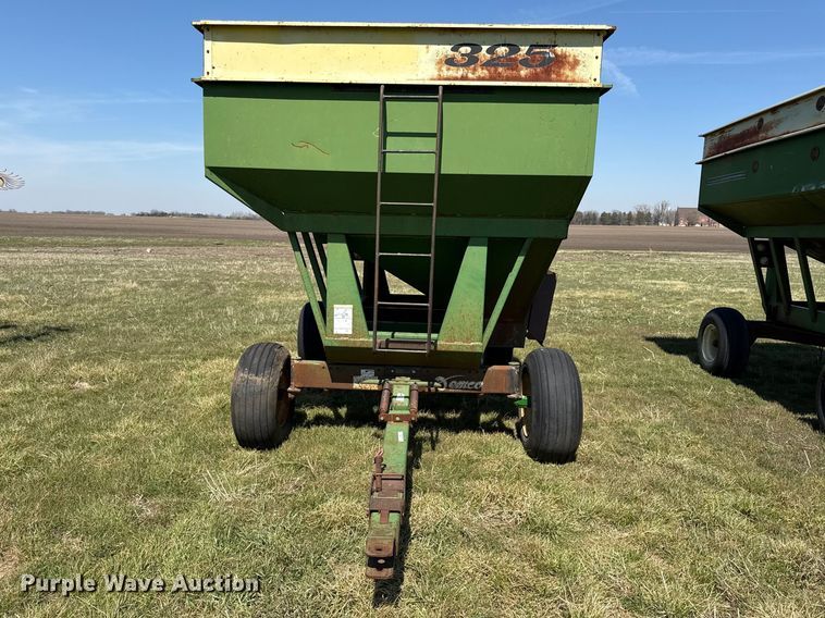 image for item EV7649 Demco 325  gravity wagon