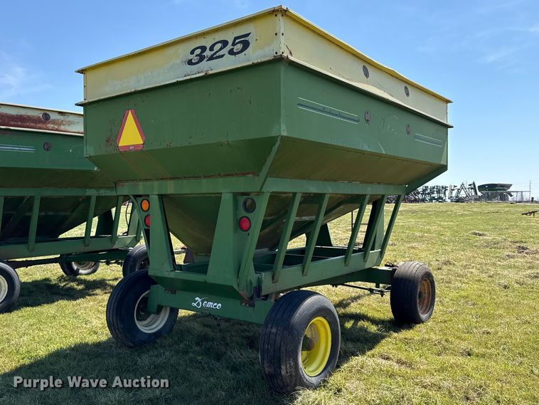 image for item EV7649 Demco 325  gravity wagon
