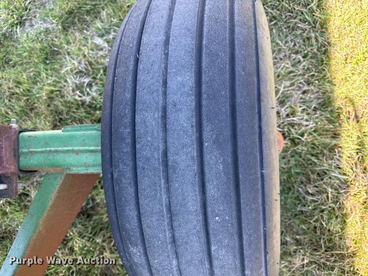 image for item EV7649 Demco 325  gravity wagon