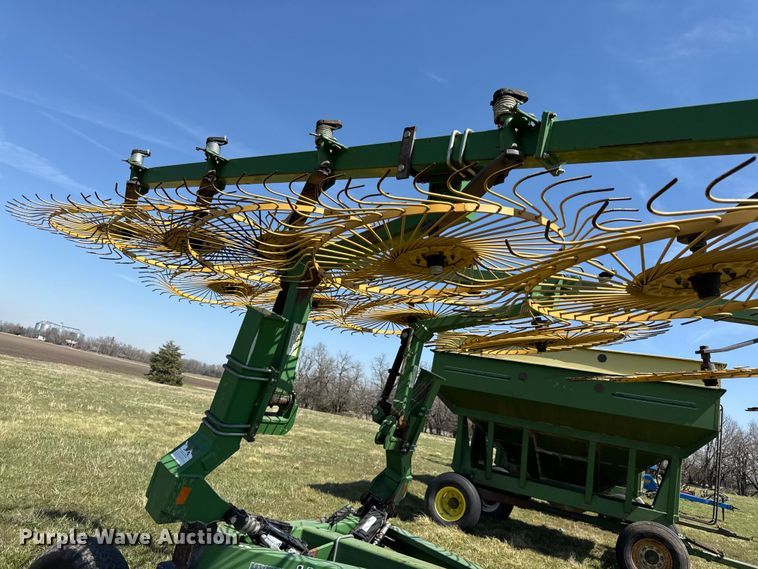 image for item EV7650 Ogden Hybrid  hay rake