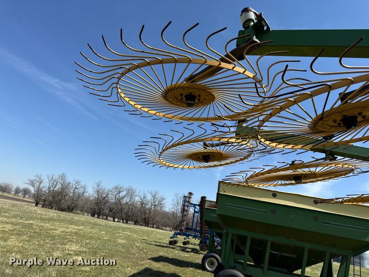 image for item EV7650 Ogden Hybrid  hay rake