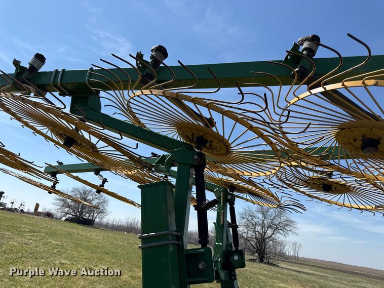 image for item EV7650 Ogden Hybrid  hay rake