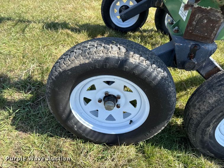 image for item EV7650 Ogden Hybrid  hay rake