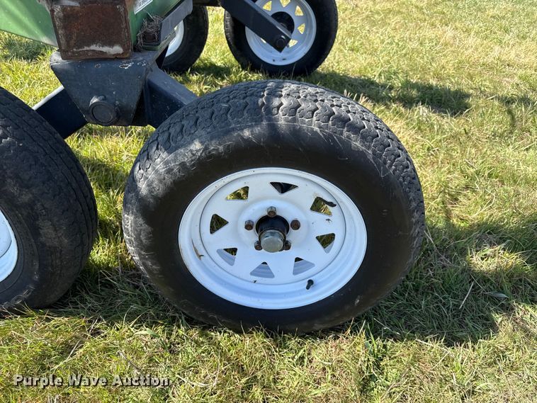 image for item EV7650 Ogden Hybrid  hay rake