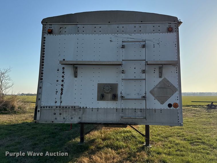 image for item EV7651 1999 Cornhusker grain trailer