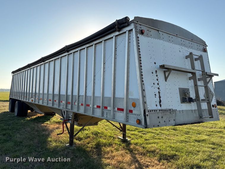 image for item EV7651 1999 Cornhusker grain trailer