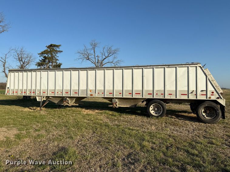 image for item EV7651 1999 Cornhusker grain trailer