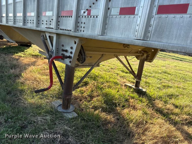 image for item EV7651 1999 Cornhusker grain trailer
