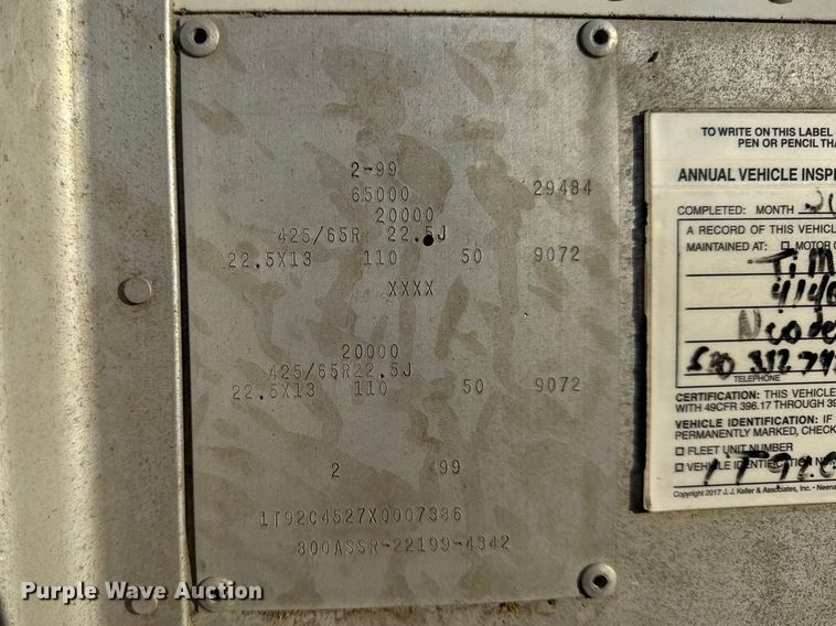 image for item EV7651 1999 Cornhusker grain trailer